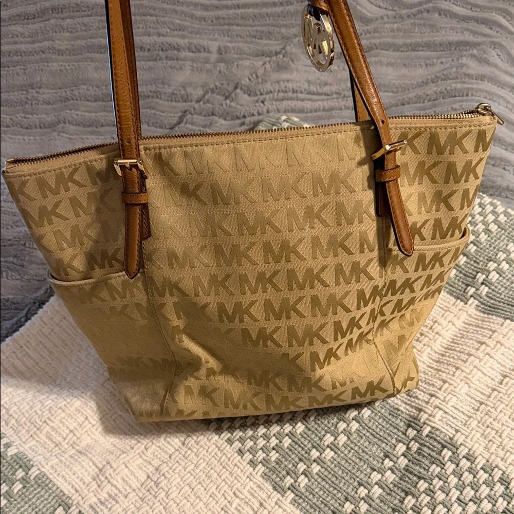 Michael Kors shoulder bag